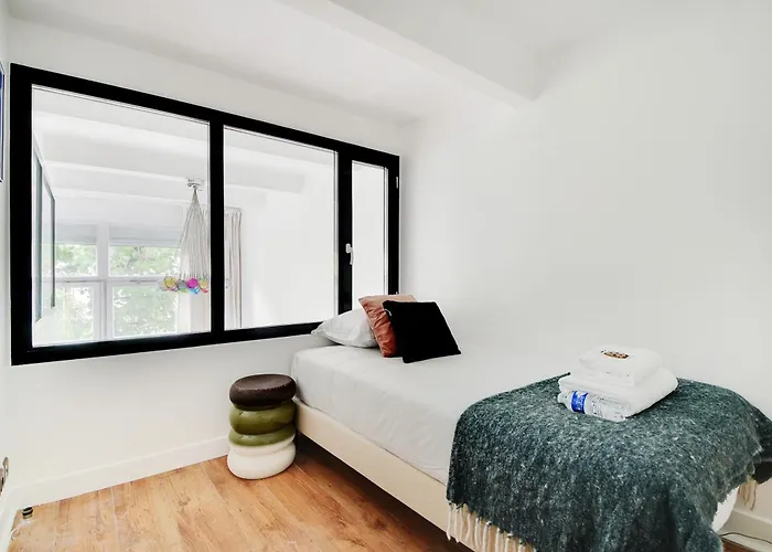 Amazing Loft 2br - Eiffel Tower